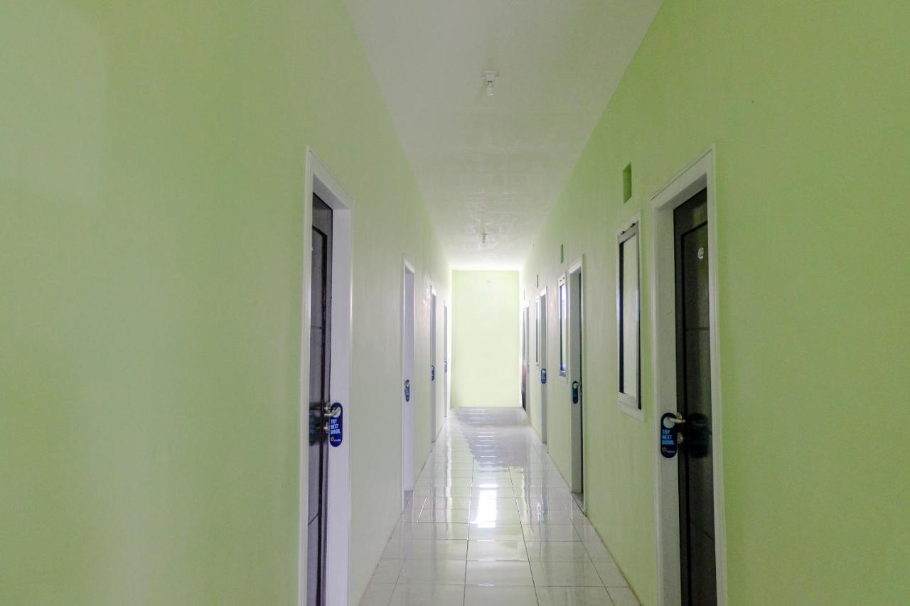 Spot On 2081 Sriwijaya Family Residence Lawang Exteriör bild